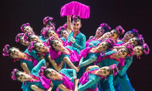 群舞《淮水清兰花弯》 _小型剧目和作品滚动自助项目 _光明网