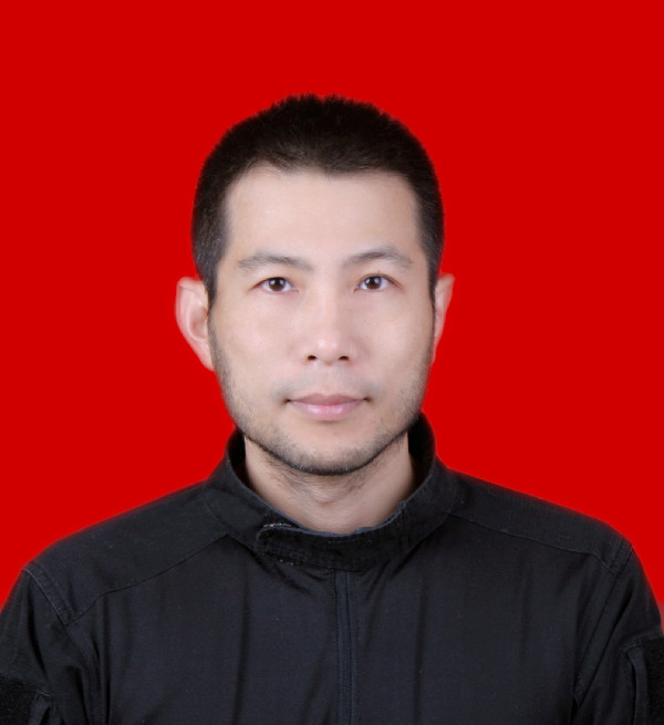 苏世杰 _助人为乐类