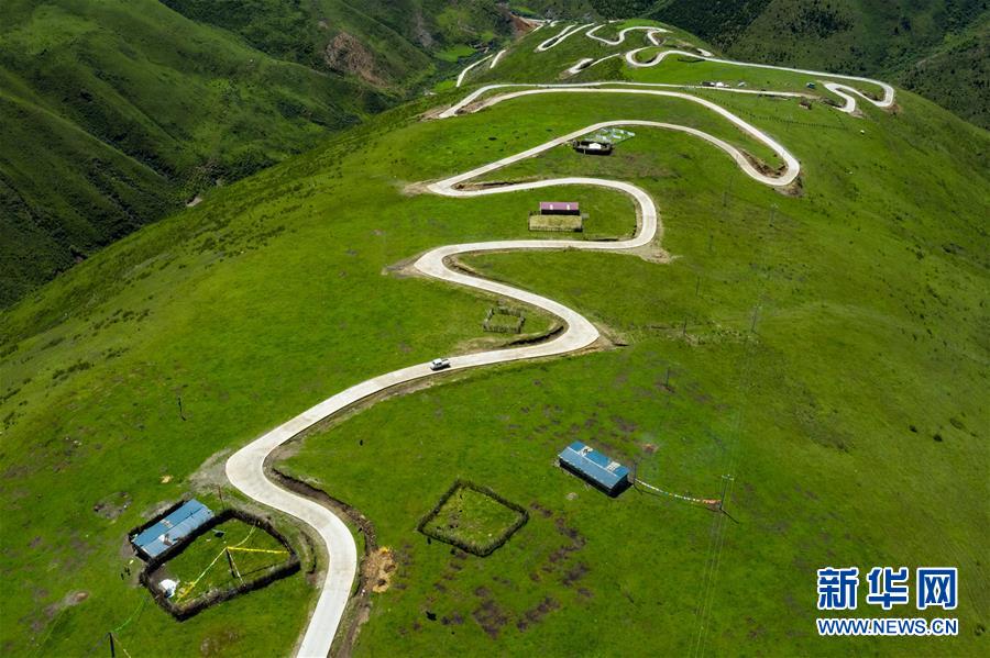 雪山草地展新貌——四川阿坝州脱贫奔小康纪实