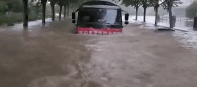 国之脊梁,民之铠甲!北京卫视用影像致敬了不起的中国军人! 国之脊梁,民之铠甲!北京卫视用影像致敬了不起的中国军人!