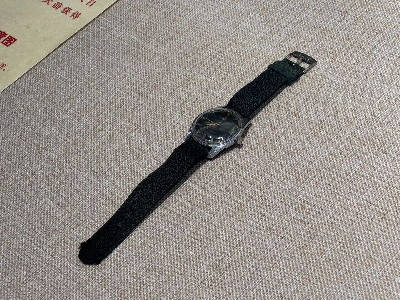 夜读 | 一块手表见证“八年四弹”征程