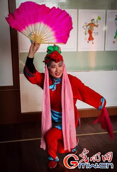 揭秘中国“最牛”广场舞！从清朝流传至今，从未断绝