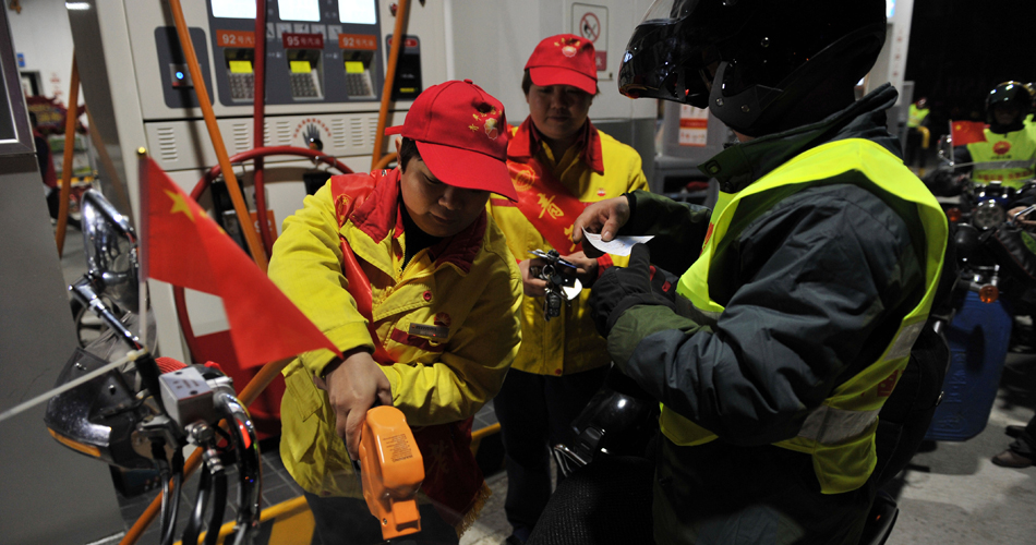 中国石油温暖回家路公益行动 助力春运返乡