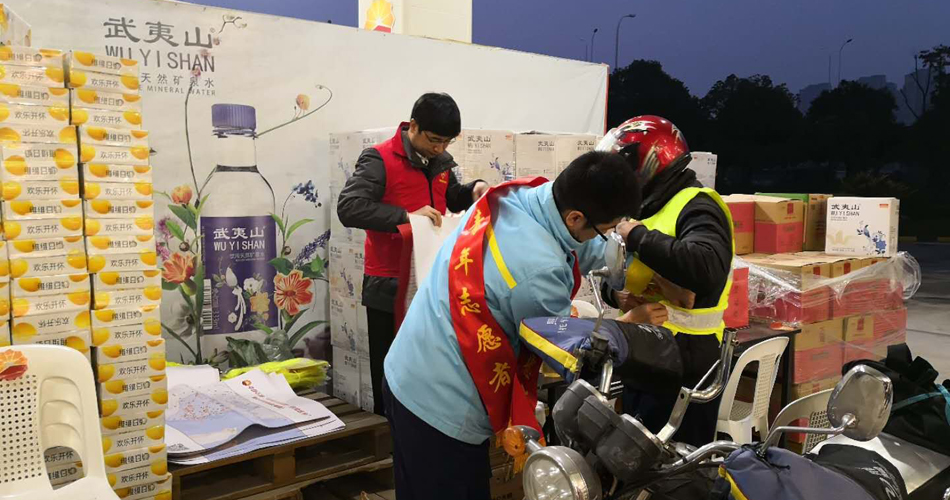 中国石油温暖回家路公益行动 助力春运返乡