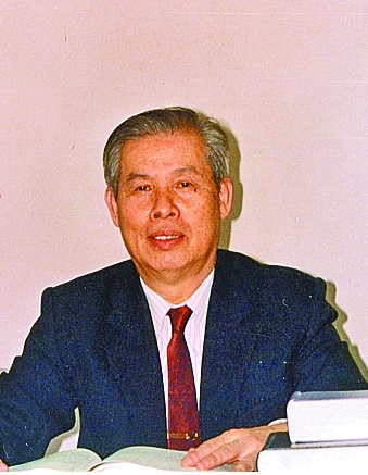 中国工程院院士侯芙生因病逝世