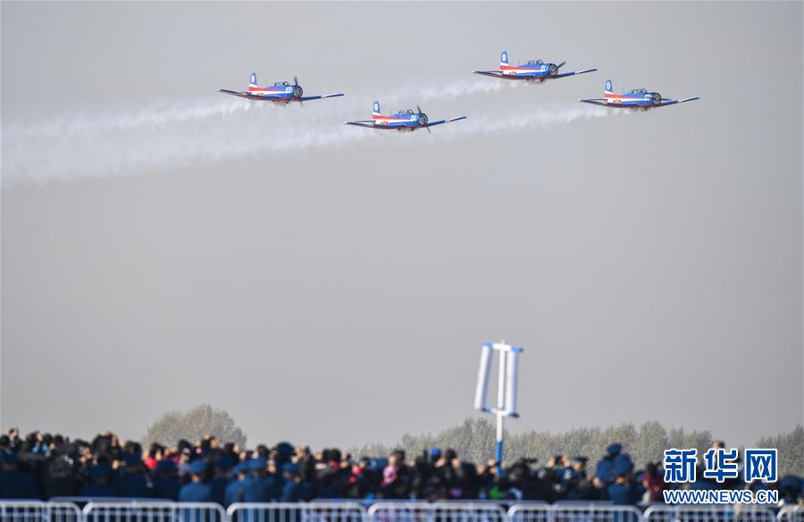 空军以全盛阵容展翅长春庆祝成立70周年