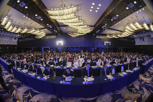 中国奇迹来自中国制度和治理体系的强大生命力和巨大优越性 微信图片_20191219195656