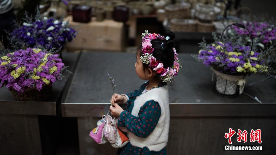 昆明斗南花卉市场交易回暖 昆明斗南花卉市场交易回暖