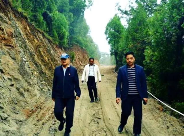 打赢脱贫攻坚战 共圆全面小康梦