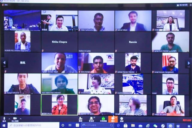 20国记者“云端”看浐灞 认识新西安