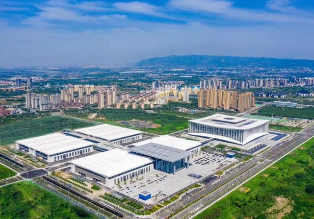 20国记者“云端”看浐灞 认识新西安