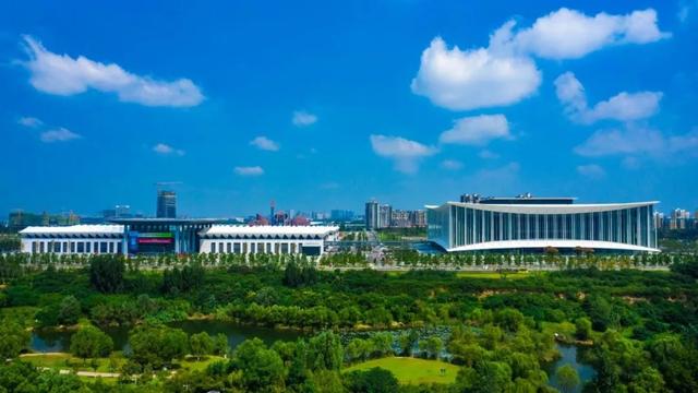 蓝天+ 绿意+ 生态+ 浐灞幸福加“靓”!