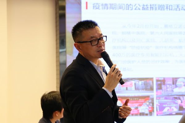 北京赛格立诺办公科技股份有限公司董事长陈川