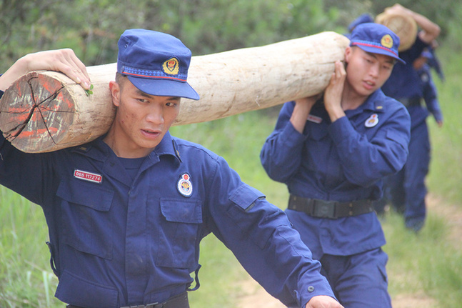 百余场鏖战火魔——记云南昆明大队禄劝中队班长韦炳松