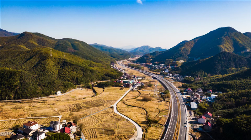 镇海至安吉公路德清对河口至矮部里段工程通车 镇海至安吉公路德清对河口至矮部里段工程通车