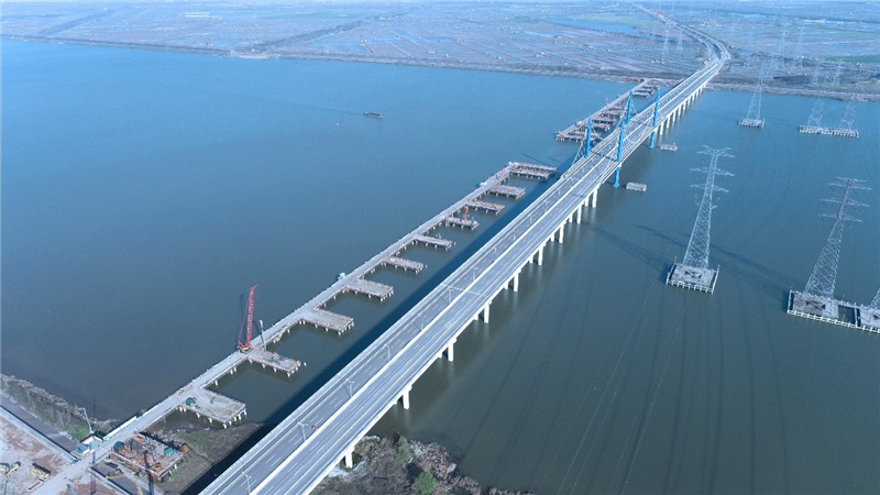 杭绍甬项目曹娥江特大桥主墩大型承台顺利封底 杭绍甬项目曹娥江特大桥主墩大型承台顺利封底