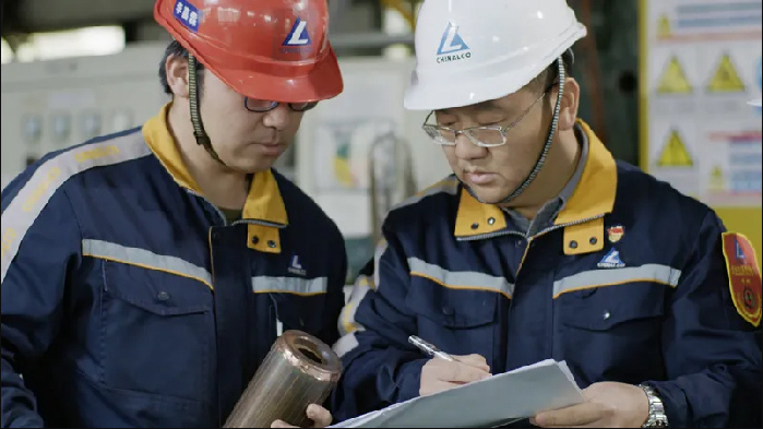 聚力中国制造的铸铜转子“领跑者” ——记“云南省劳动模范”杨旭 聚力中国制造的铸铜转子“领跑者” ——记“云南省劳动模范”杨旭