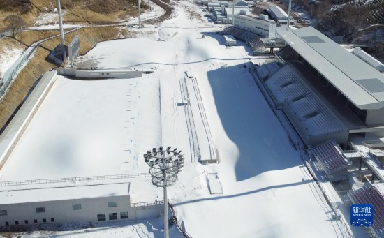 张家口赛区国家冬季两项中心雪道塑型待检