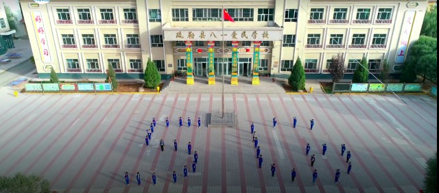 新疆疏勒八一爱民小学开学典礼活动多姿多彩