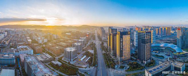 三载耕耘结硕果 四区联动立潮头 中老人士点赞自贸昆明三周年发展成就