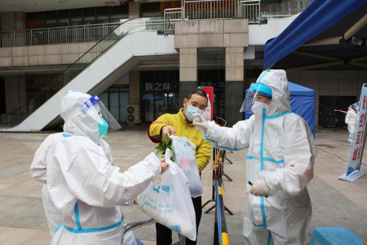 重庆巴南：疫情防控，我们在一起
