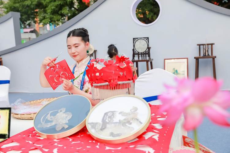 “成渝地·巴蜀情” 双城文化艺术周在重庆九龙坡开幕