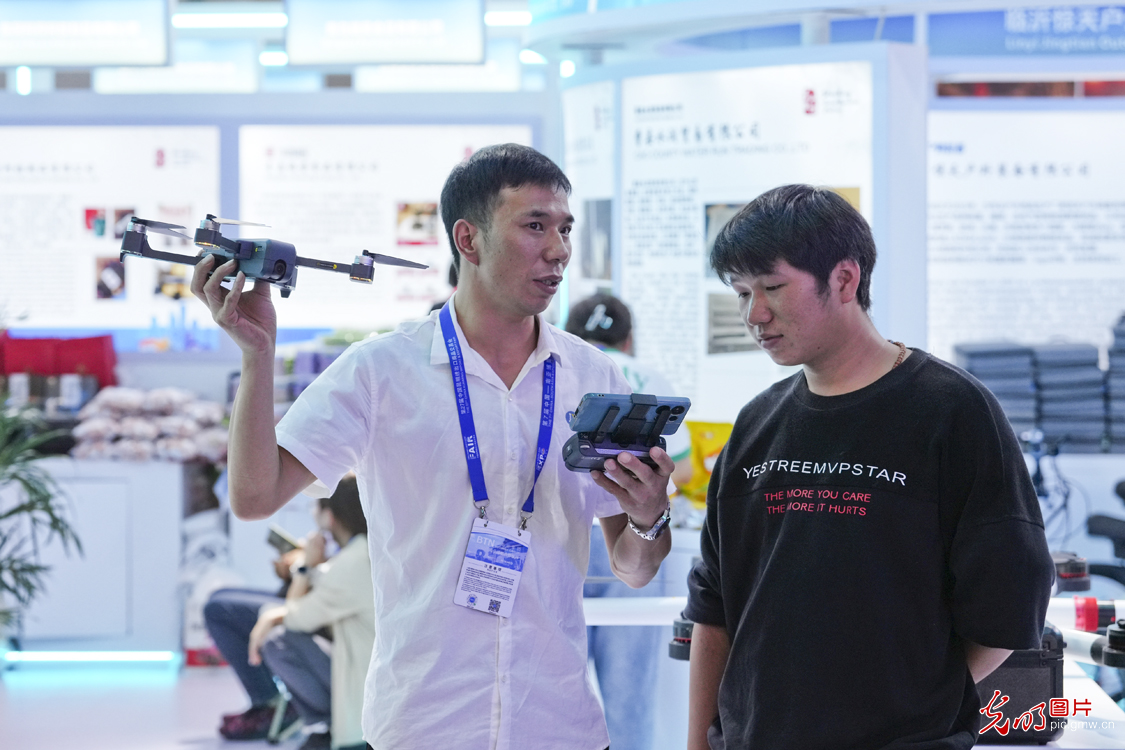 【消费提振】第七届中国—南亚博览会在昆明开幕