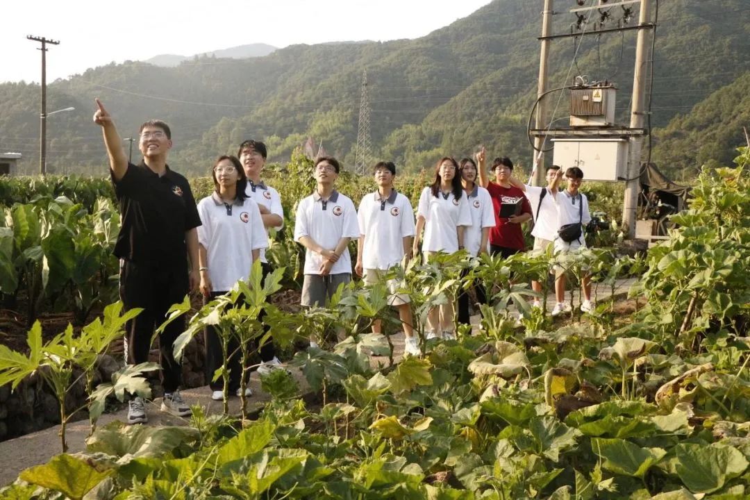 以学促干 主题教育进行时|上好“行走的思政课” 北京高校师生多样开展暑期实践