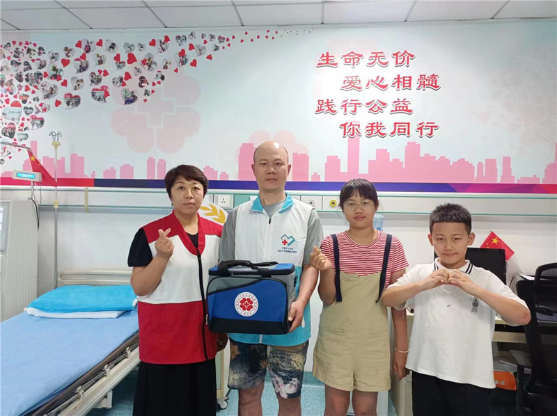 宁夏首例外卖小哥捐献造血干细胞挽救患者生命