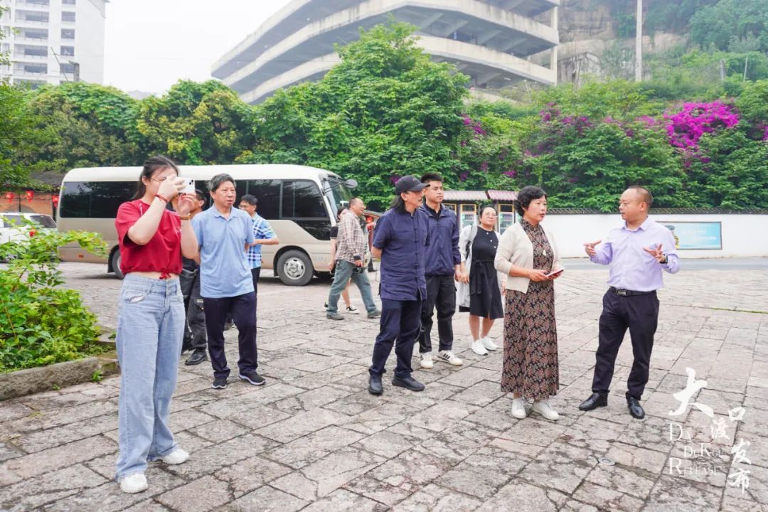 全国知名画家描绘的公园大渡口，和现实一样美！