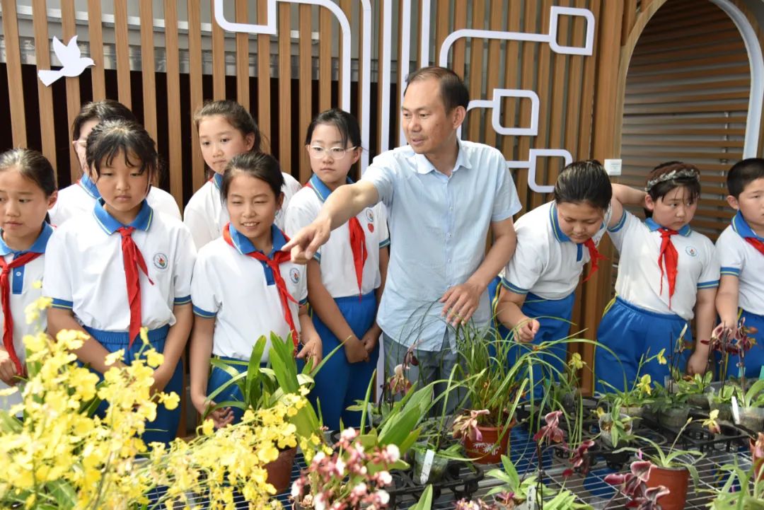 当劳动和科技融合，这场劳动教育现场会让人眼前一亮