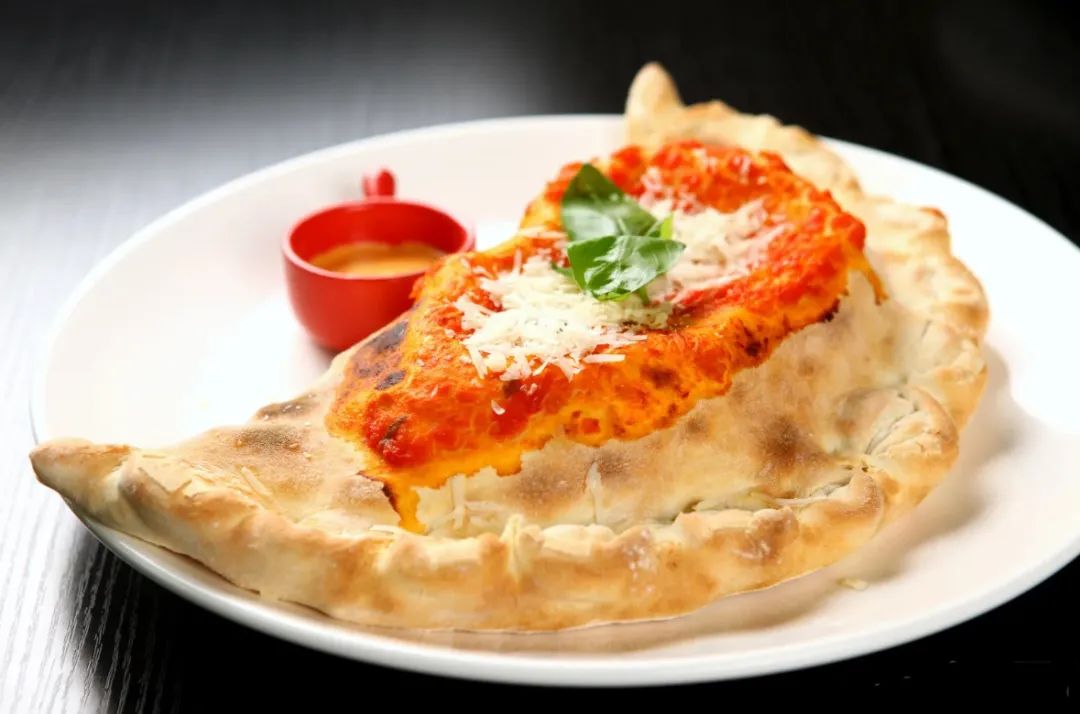 在北京亦庄，2024世界机器人大会遇见国际美食