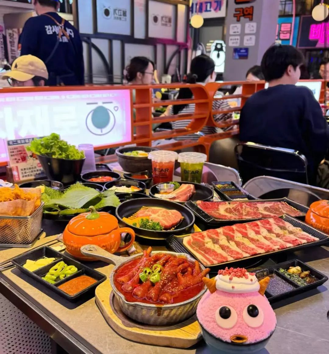 在北京亦庄,2024世界机器人大会遇见国际美食 在北京亦庄,2024世界机器人大会遇见国际美食