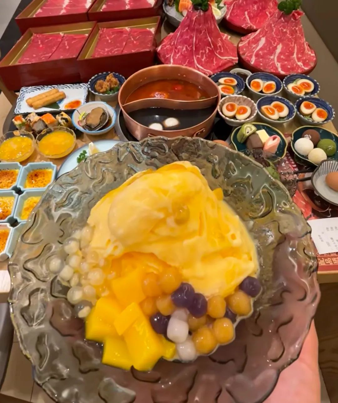 在北京亦庄，2024世界机器人大会遇见国际美食