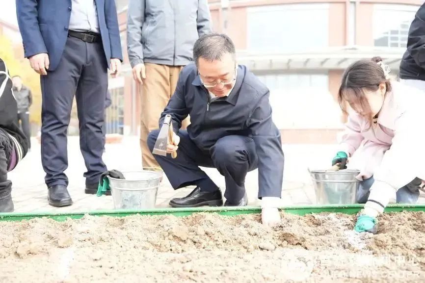 劳以育人！来看首经贸“一日岗位体验官”体验之旅