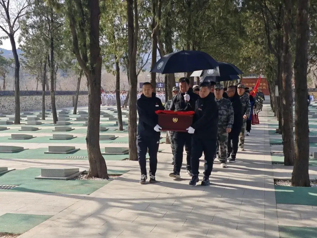 英烈“归来”!延庆集中迁葬3名烈士—— 英烈“归来”!延庆集中迁葬3名烈士——