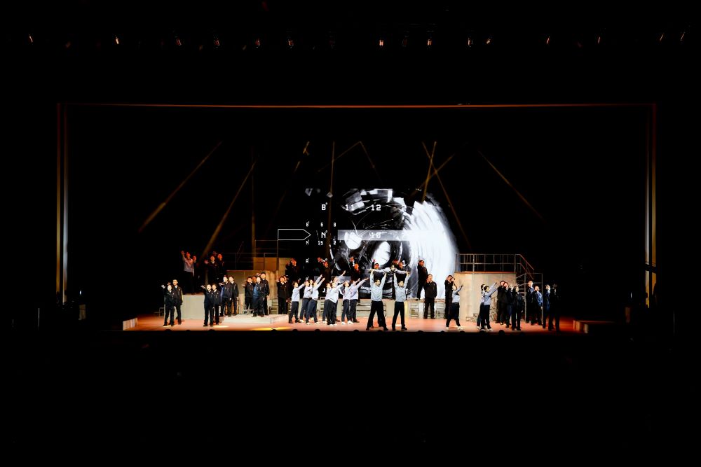 高校原创文化精品 | 从舞台到蓝天：“罗阳精神”照亮航空强国新征程