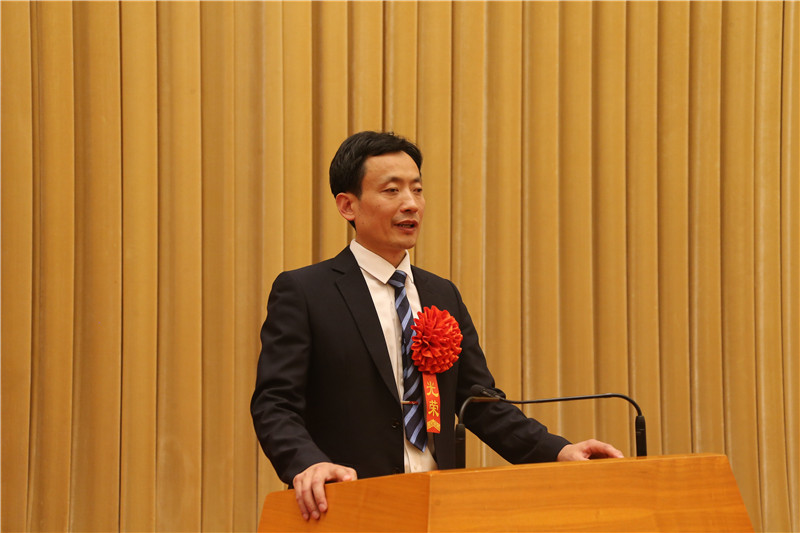按摩师王俊：用双手