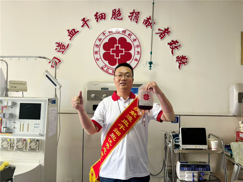 青海雷锋标兵为血液病患儿“续航”生命