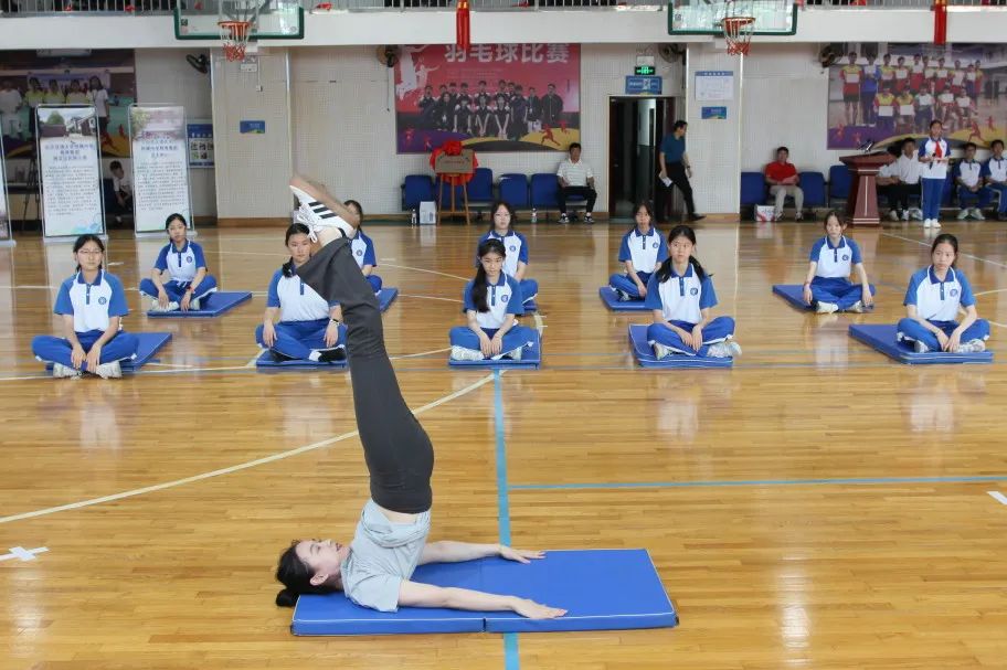 “大中小学思想政治教育一体化以体育人实践基地”成功举办新模式体育教学示范活动