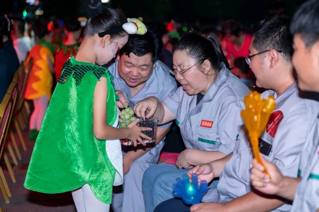 “长城脚下 艺动妫川” 延庆国资国企职工长城脚下展风采