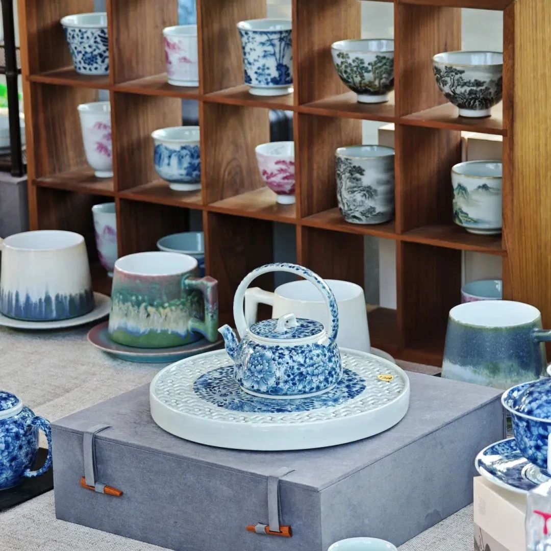 带上“毛孩子”一起逛！世园“夜市派对”太全面了