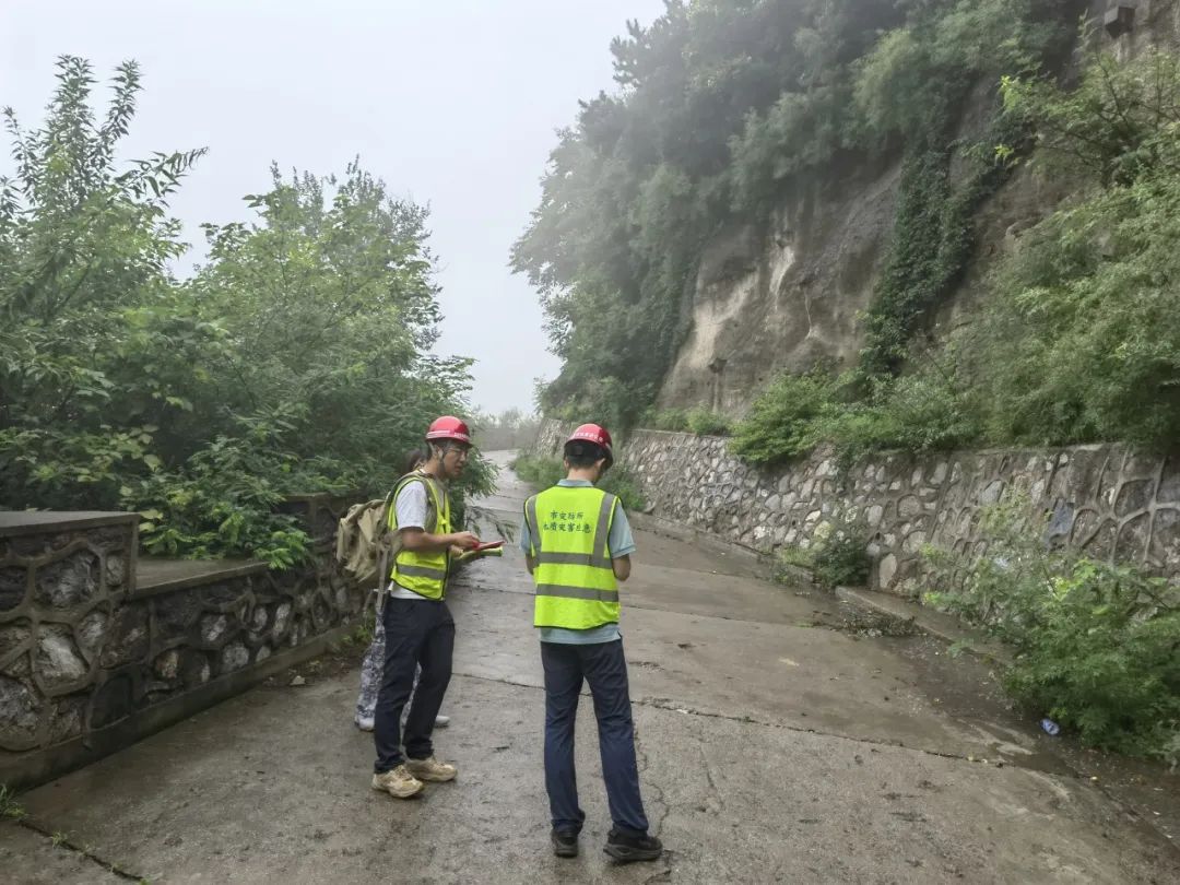 北京海淀分局积极应对强降雨,确保安全度汛