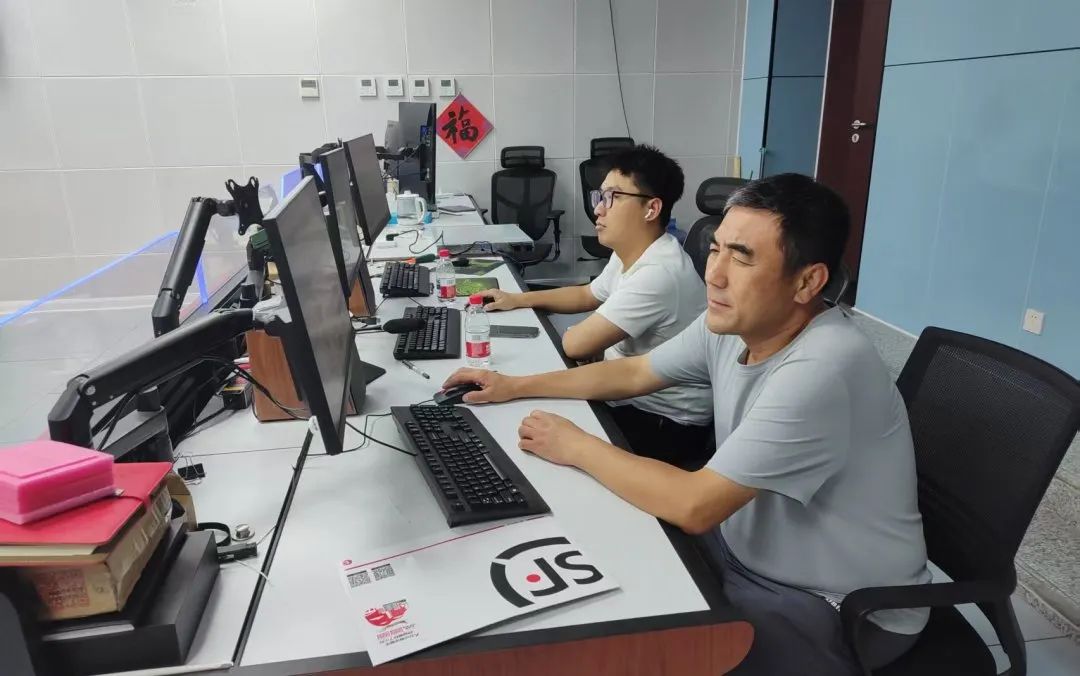 北京市广电局筑牢应急防汛安全网：风雨同舟担使命 声传千里护平安