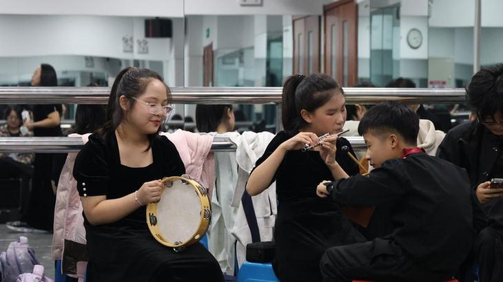 心灵感应,看见明天——2025年国际盲人节公益音乐会在长春举行