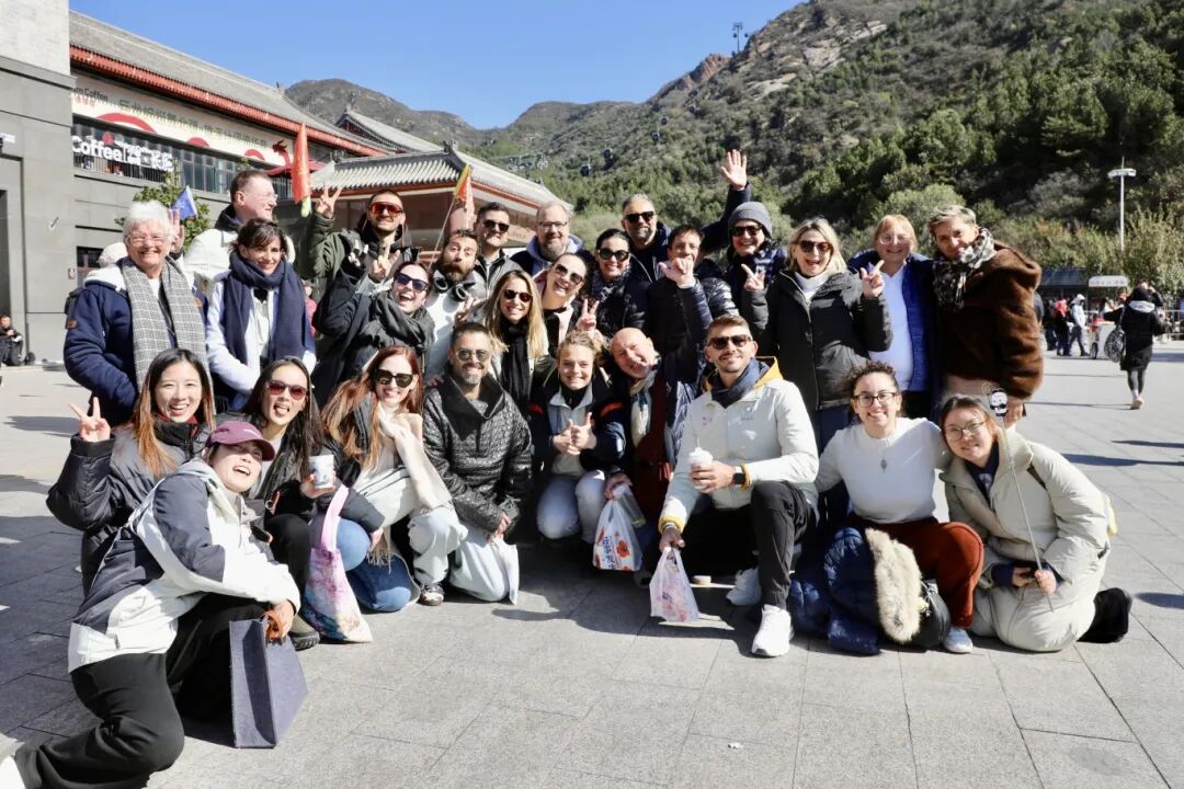 “中国的文化真是令人惊叹!” “中国的文化真是令人惊叹!”