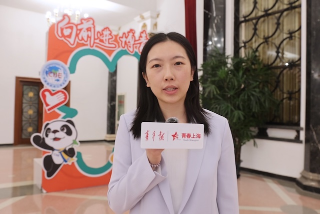 一起进博“八”，她们是组织者，更是“小叶子”成长路上的同行者和见证者