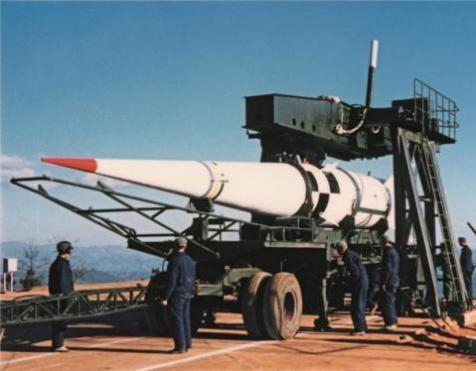 夜读 | 在神舟出征告慰钱老的日子里，重温这份剪报的温暖