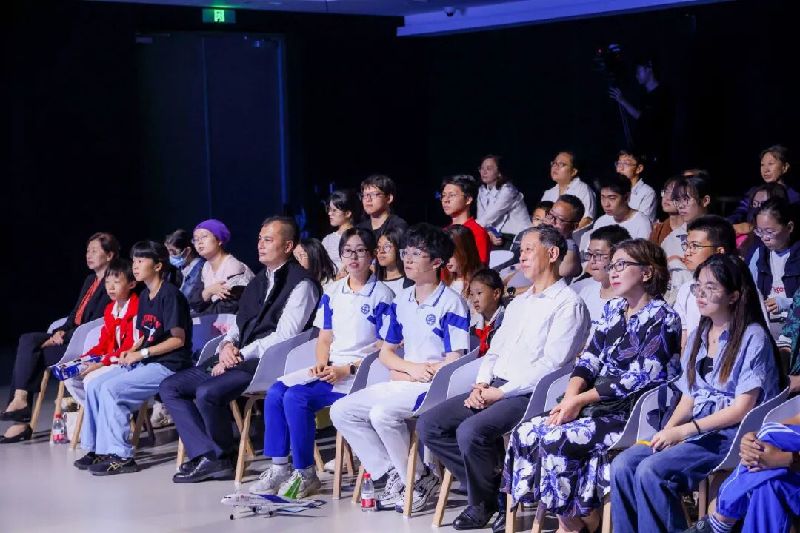 当“北京一号”在剧场“起飞”，我们听到了跨越60年的回答