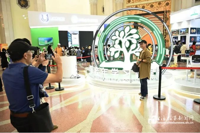 上海这场课程展，让“银发族”学习没有“退休时”